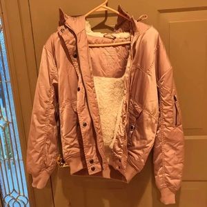 American eagle puffy jacket